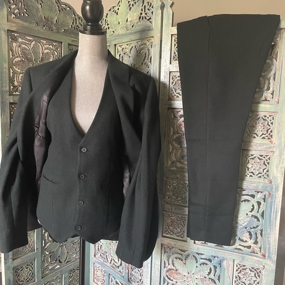 ASOS Men’s 40R Dark Forest Green 3-Piece Suit - Picture 3 of 9